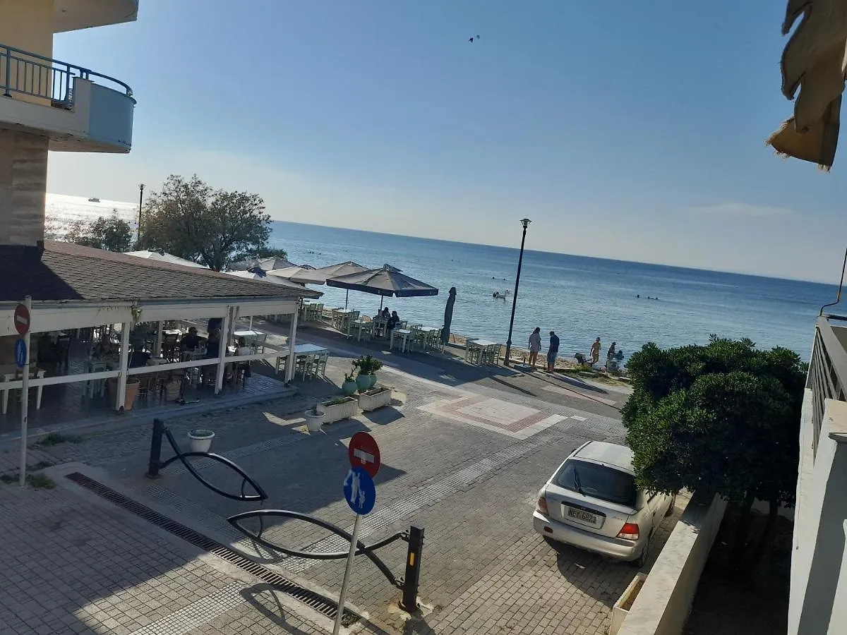 Annas Seaside Apartment Peraía 0*,  Grekland